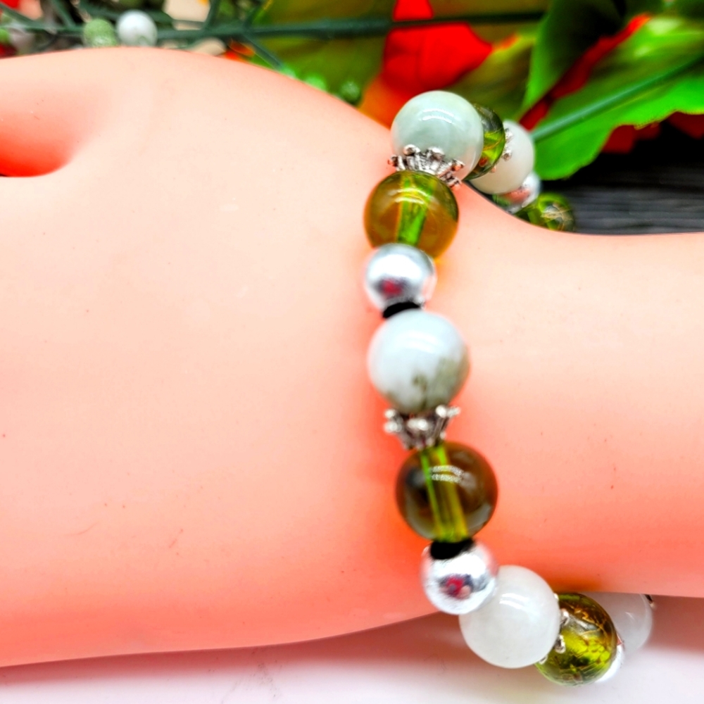 🌿Burmese jade, peridot, beads bracelet